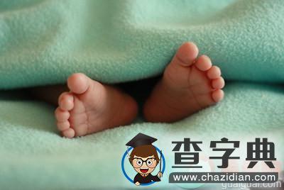 宝宝冬天睡觉要穿袜子吗，如何选择宝宝袜子1