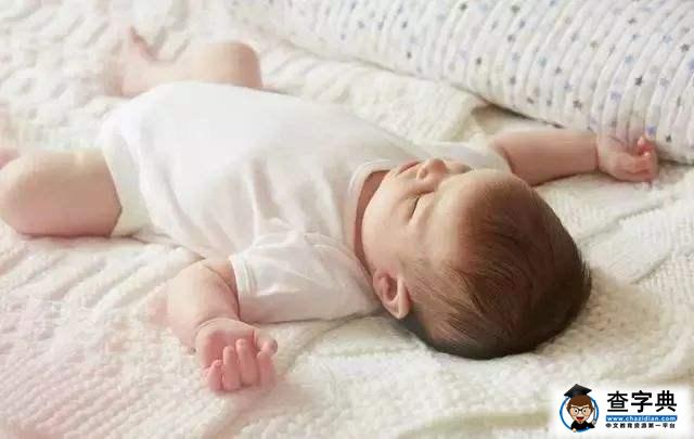 为什么宝宝“一抱就睡，一放就醒”呢？原因会让妈妈感到很窝心2