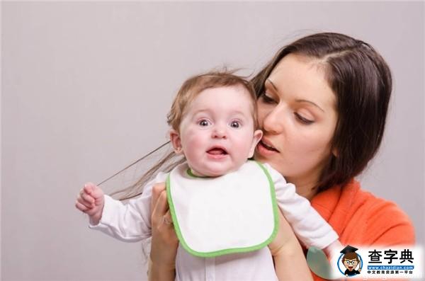 如何预防宝宝吃母乳拉稀1