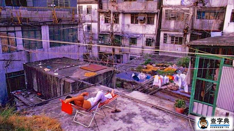 老照片：八十年代香港九龙寨城，脏乱差的三不管地段5