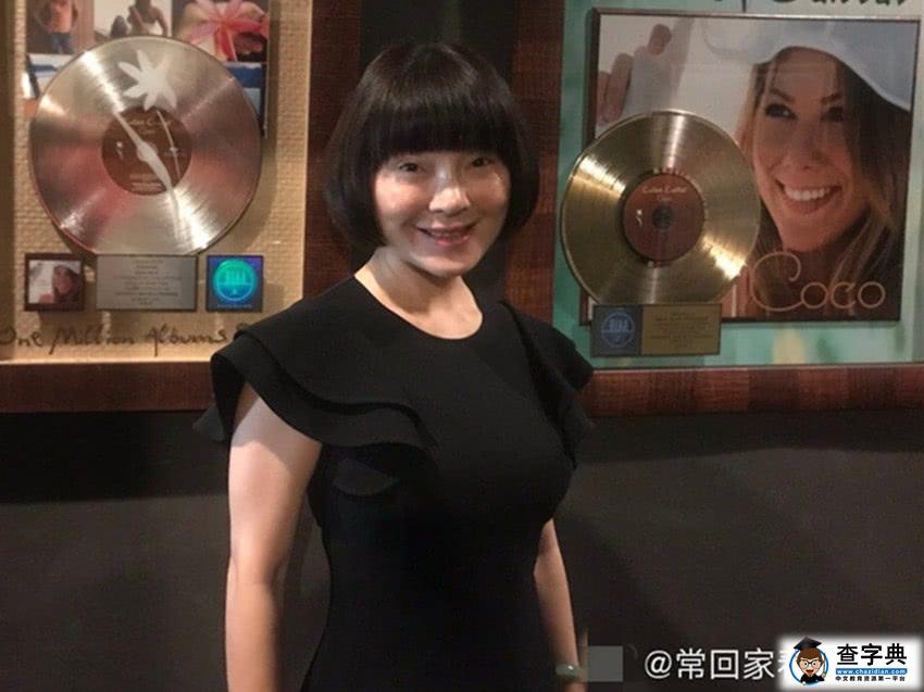 51岁歌手陈红近照，短发造型数十年未变，差点瘫痪如今欲复出5