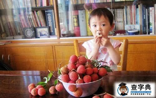 夏季水果不能乱吃，家长一定要管住孩子的嘴，减少悲剧上演5