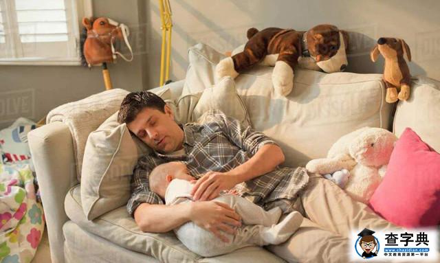 宝宝睡醒后出现这三种情况，表明智力正提前开发，你家中招了吗？4